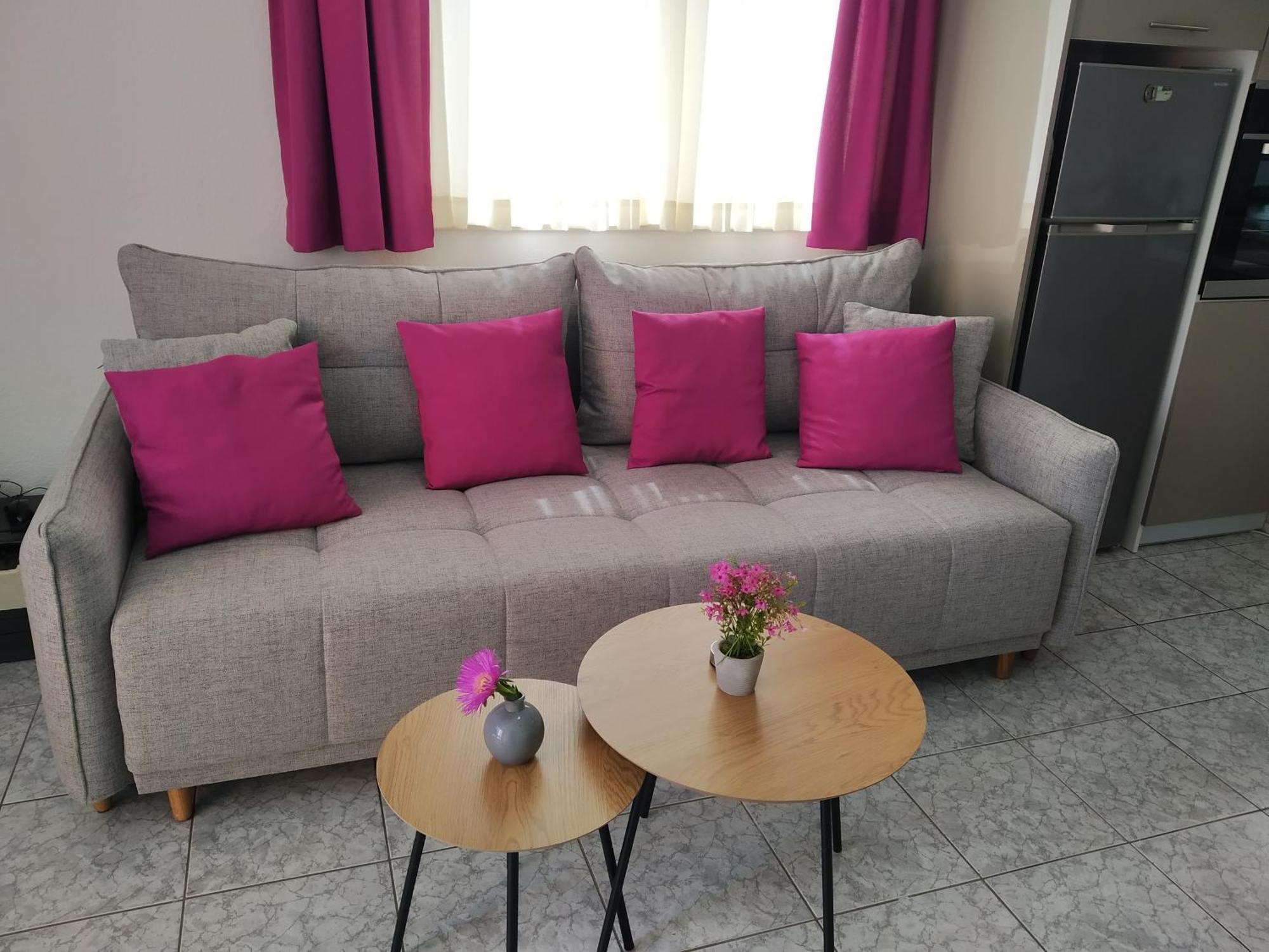 Holiday Home Milenka 罗戈兹尼察 外观 照片