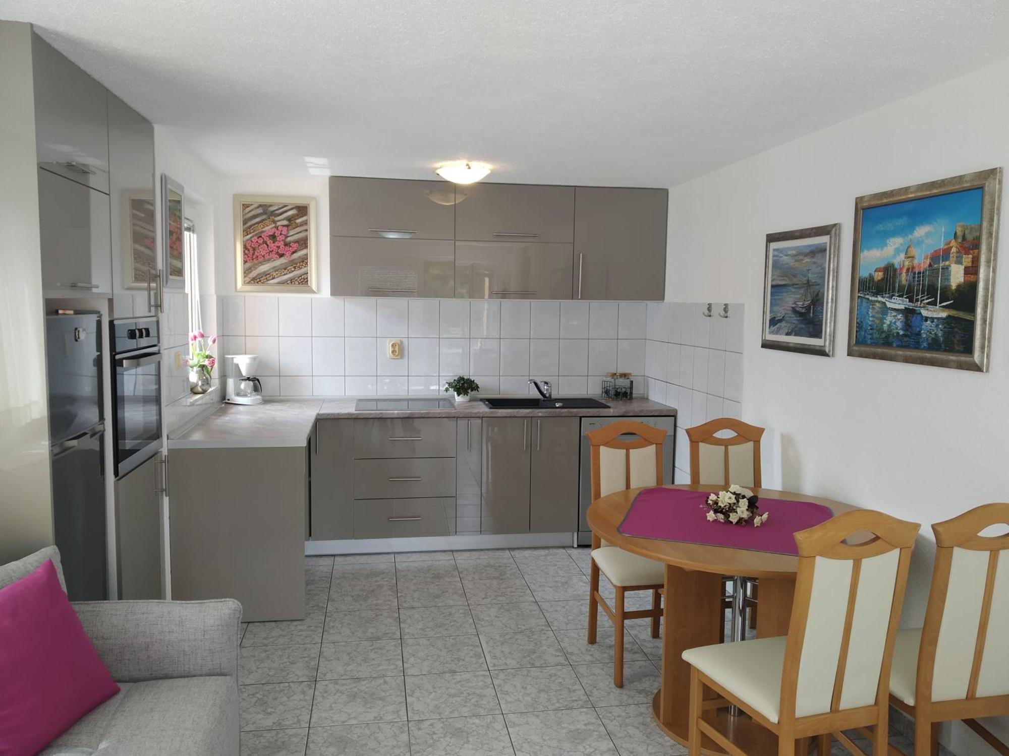 Holiday Home Milenka 罗戈兹尼察 外观 照片