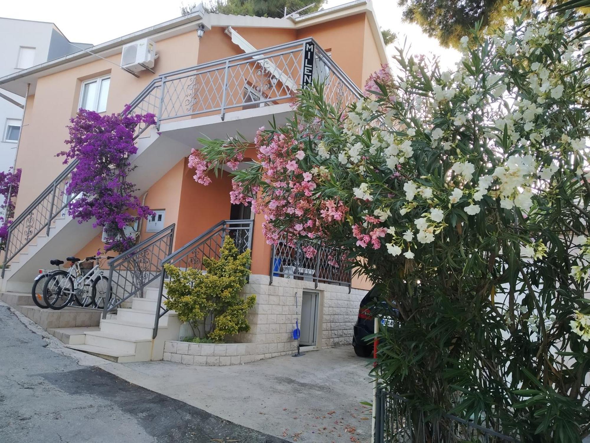 Holiday Home Milenka 罗戈兹尼察 外观 照片